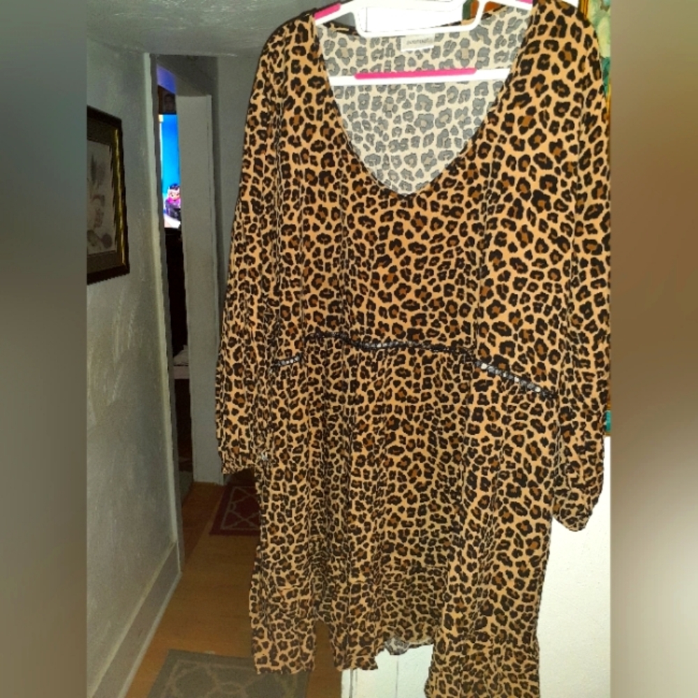 Chic Animal Print Dress